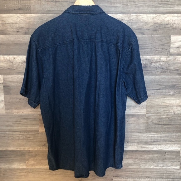 West Coast Connection Loose Fit Chambray Denim  Button Up Shirt Large - Picture 8 of 10